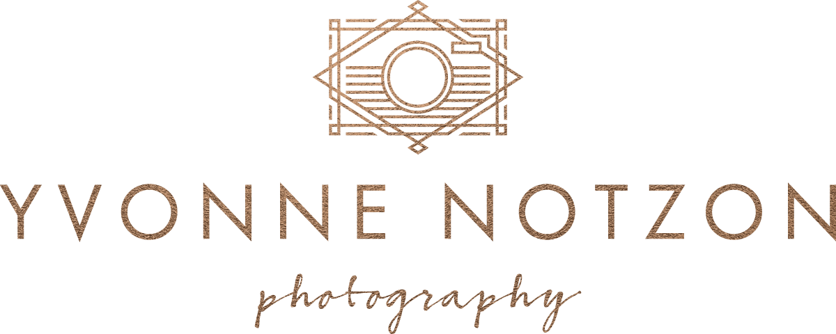 Logo "Yvonne Notzon Photography"